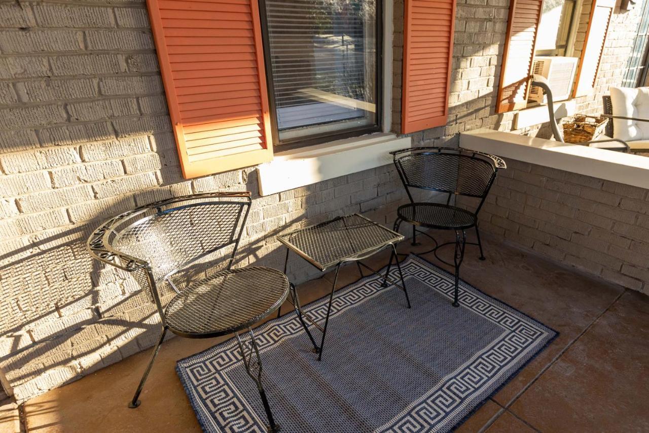 Historic Revival King Bed Midtown Memphis 68 Yes Pets Fast Wifi Free Parking Villa Exteriör bild