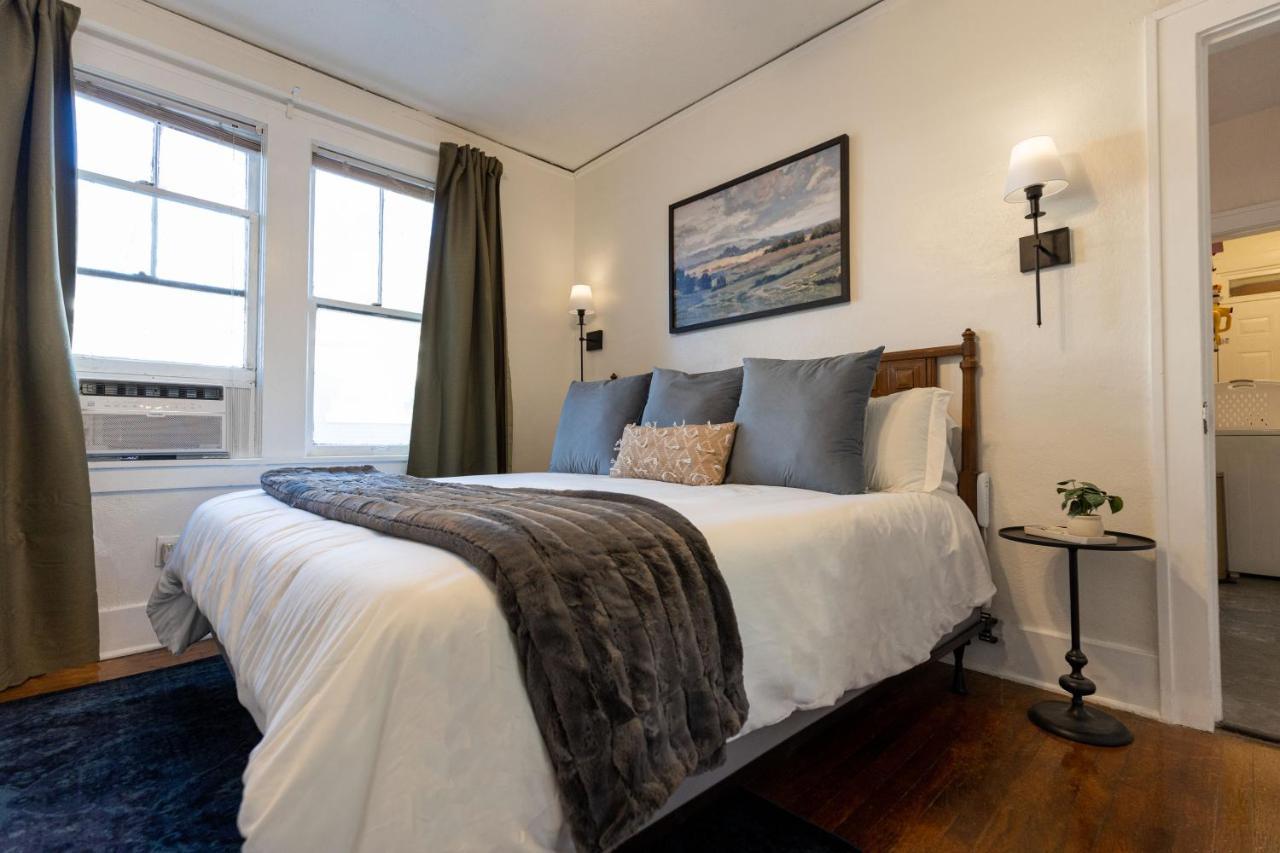 Historic Revival King Bed Midtown Memphis 68 Yes Pets Fast Wifi Free Parking Villa Exteriör bild